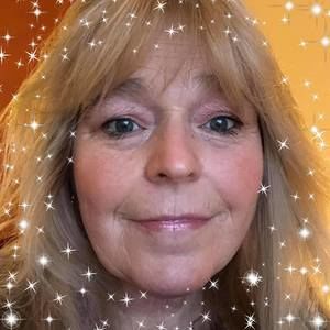 Meet your Posher, Frances